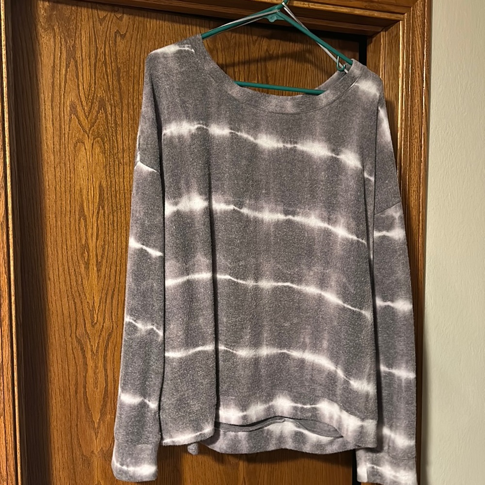 Super soft, stitchfix shirt. XXL